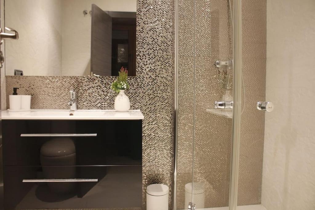 Taracea Suites Plaza Nueva Granada Ngoại thất bức ảnh